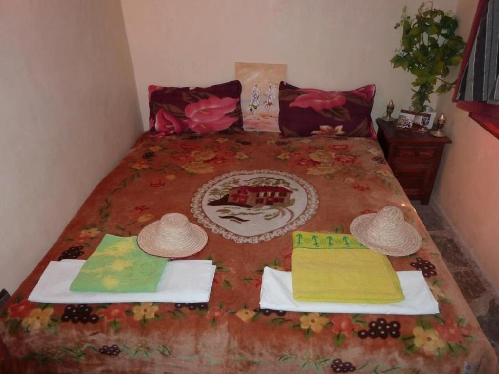 Dar Aglzime Hotel Aroumd Cameră foto